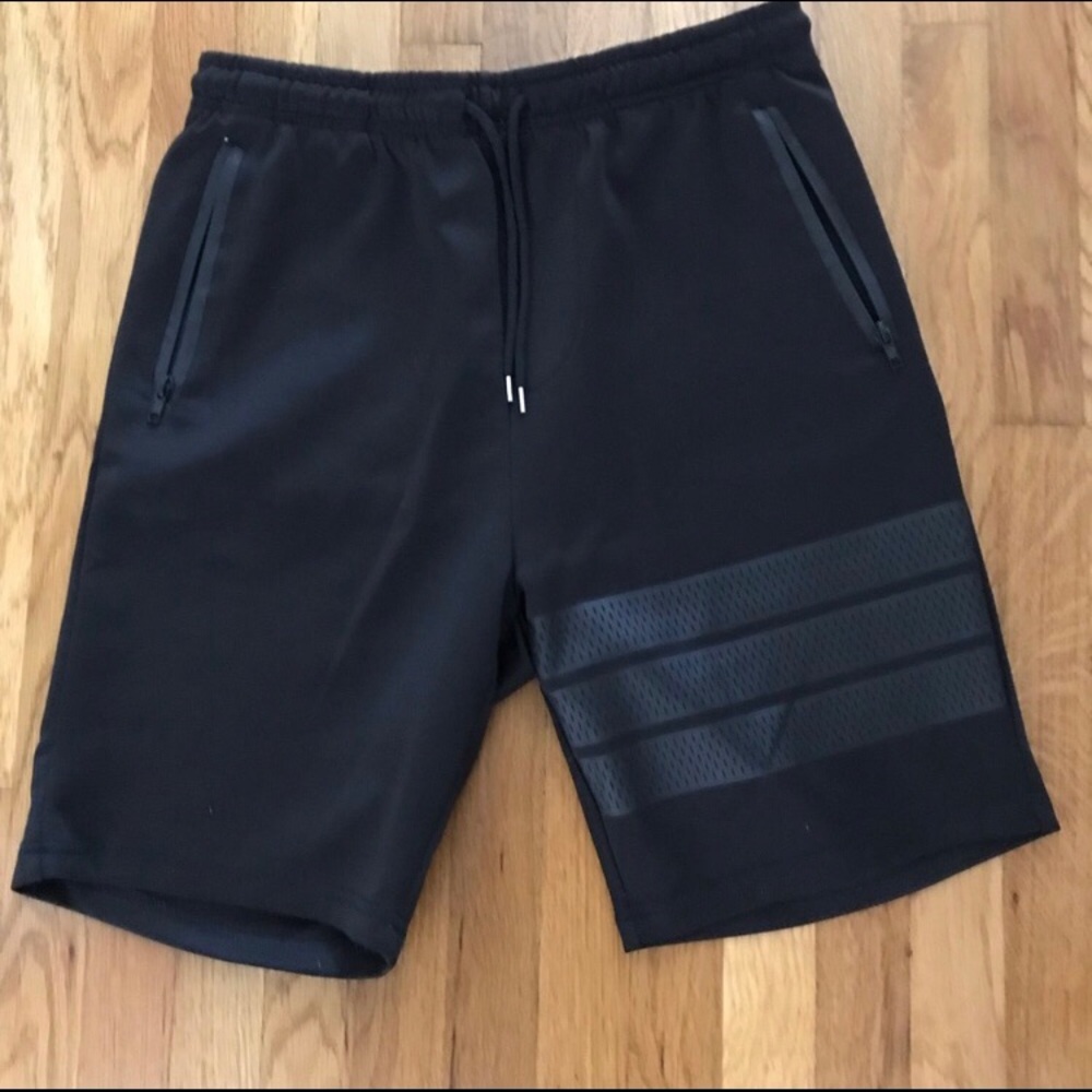 Medium Public Record Shorts